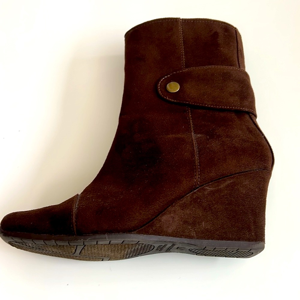 Predictions Heel Boots Mid-Calf Faux Suede Womens US Size 11W Brown